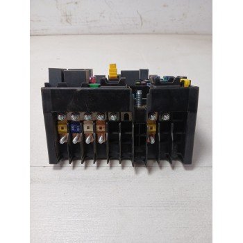 Recambio de caja reles / fusibles para omoda 5 referencia OEM IAM 807000560AA  