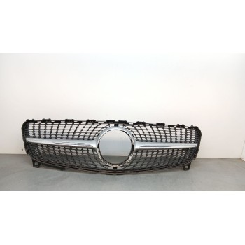 REJILLA PARAGOLPES DELANTERO a1768881760 