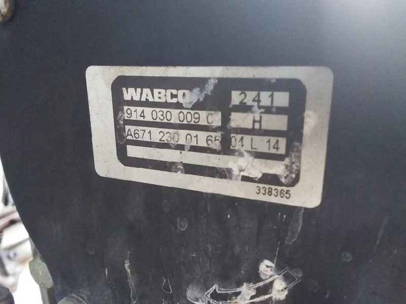 Recambio de depresor freno / bomba vacio para ssangyong korando 2.0 td cat referencia OEM IAM A6712300165 671660 