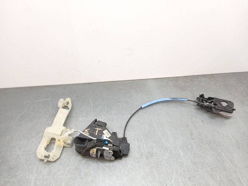Recambio de cerradura puerta delantera derecha para kia rio 1.0 t-gdi hybrid referencia OEM IAM 81320H8050  