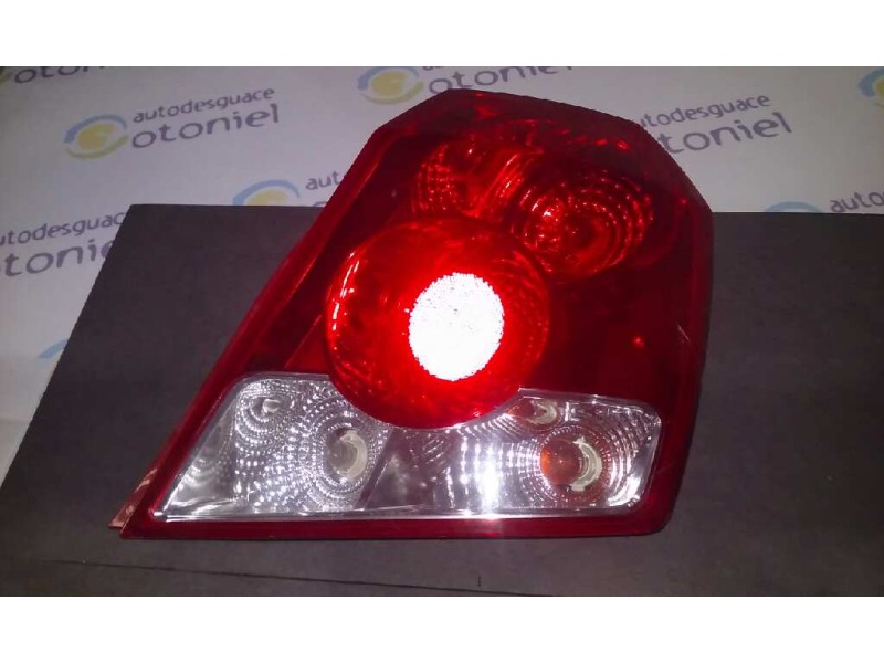 Recambio de piloto trasero derecho para daewoo kalos 1.2 cat referencia OEM IAM   