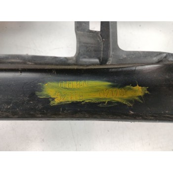 Recambio de paragolpes delantero para toyota corolla (_e11_) 1.9 d (wze110_) referencia OEM IAM 5211902170  