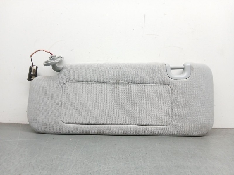 Recambio de parasol izquierdo para omoda 5 referencia OEM IAM   