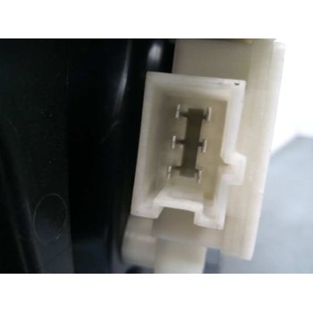 Recambio de elevalunas delantero derecho para mercedes-benz clase c w205 c200 bluetec referencia OEM IAM A2057230239 6 PINES 