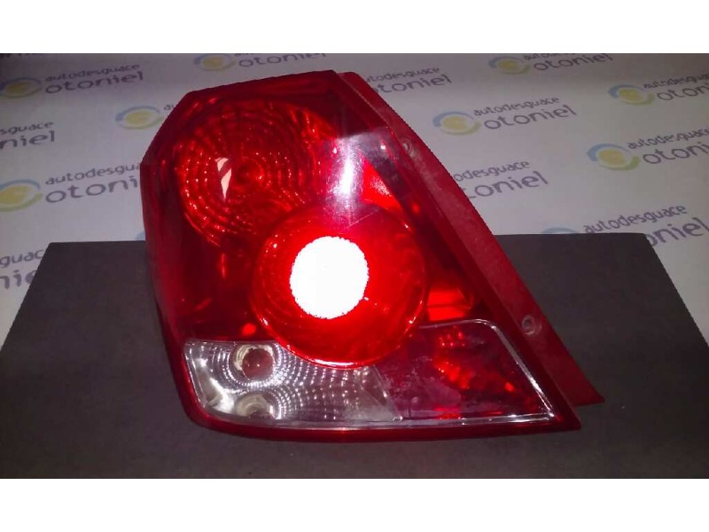 Recambio de piloto trasero izquierdo para daewoo kalos 1.2 cat referencia OEM IAM   