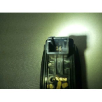 Recambio de mando elevalunas trasero derecho para peugeot 207 xs pack referencia OEM IAM   