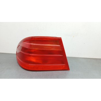 PILOTO TRASERO IZQUIERDO a2108204364 197041l 