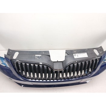 Recambio de paragolpes delantero para skoda octavia iii (5e3, nl3, nr3) 1.6 tdi referencia OEM IAM 5E0807221  