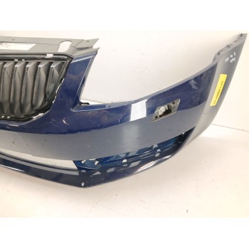 Recambio de paragolpes delantero para skoda octavia iii (5e3, nl3, nr3) 1.6 tdi referencia OEM IAM 5E0807221  