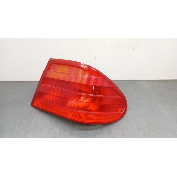 Recambio de piloto trasero derecho para mercedes-benz clase e (w210) e 430 (210.070) referencia OEM IAM a2108204464 197042r 