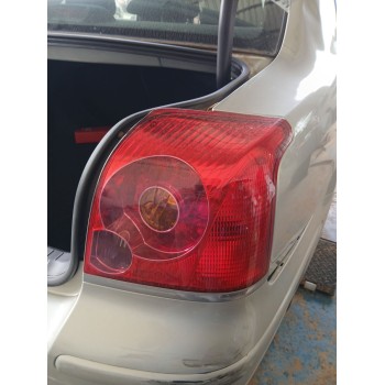 Recambio de piloto trasero derecho para toyota avensis (_t25_) 1.8 (zzt251_) referencia OEM IAM 89031413 815610513000 