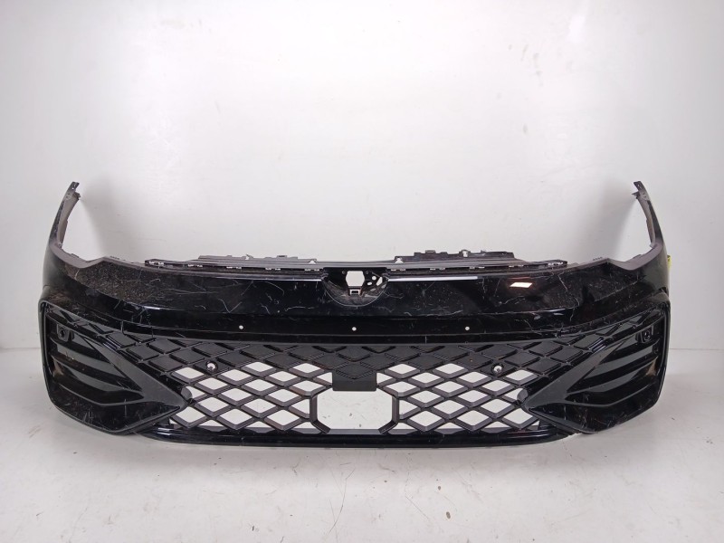 Recambio de paragolpes delantero para volkswagen golf viii (cd1) 2.0 tdi 4motion referencia OEM IAM 5H0807221A  