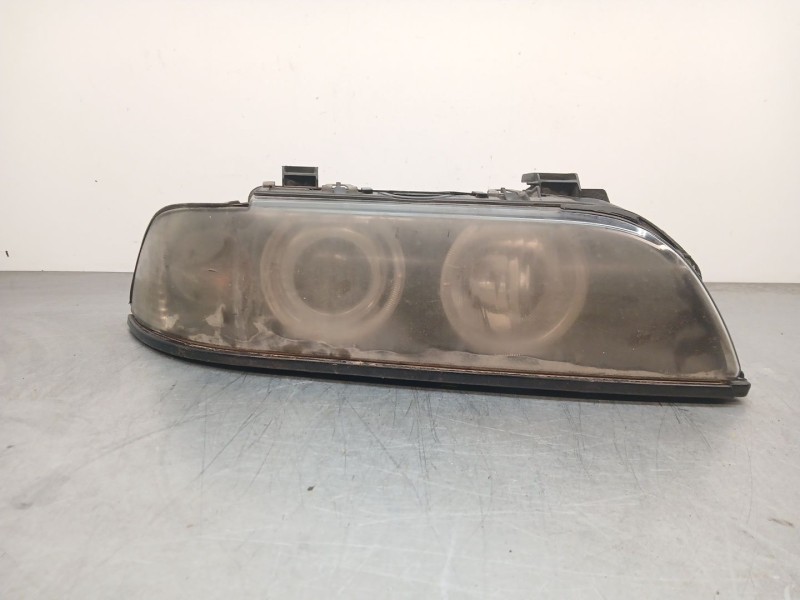 Recambio de faro derecho para bmw 5 touring (e39) 525 d referencia OEM IAM 63128375300  