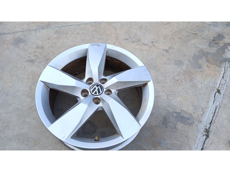 Recambio de llanta para volkswagen t-cross (c11, d31) 1.0 tsi referencia OEM IAM 2GM601025A  17 PULGADAS
