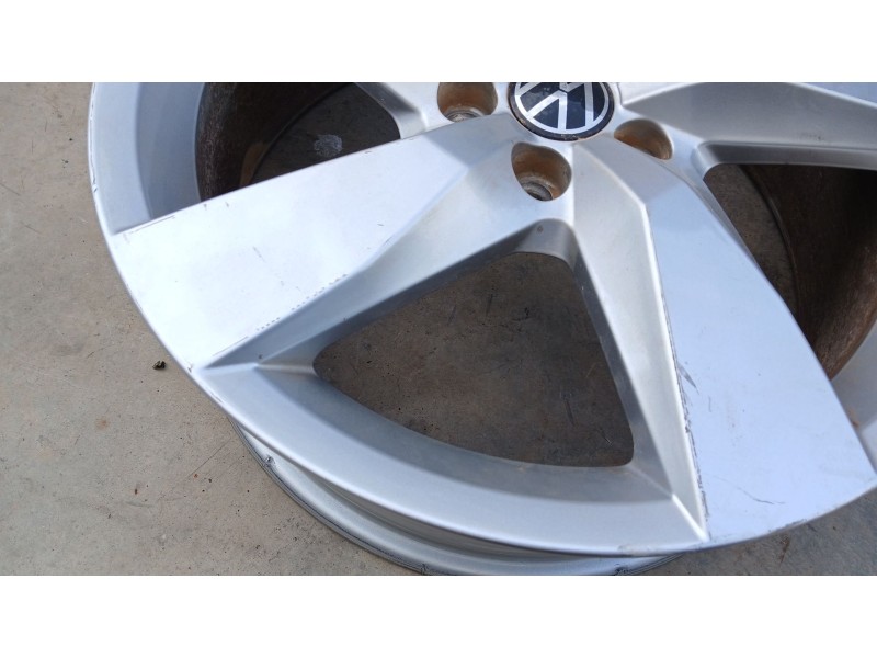 Recambio de llanta para volkswagen t-cross (c11, d31) 1.0 tsi referencia OEM IAM 2GM601025A  17 PULGADAS