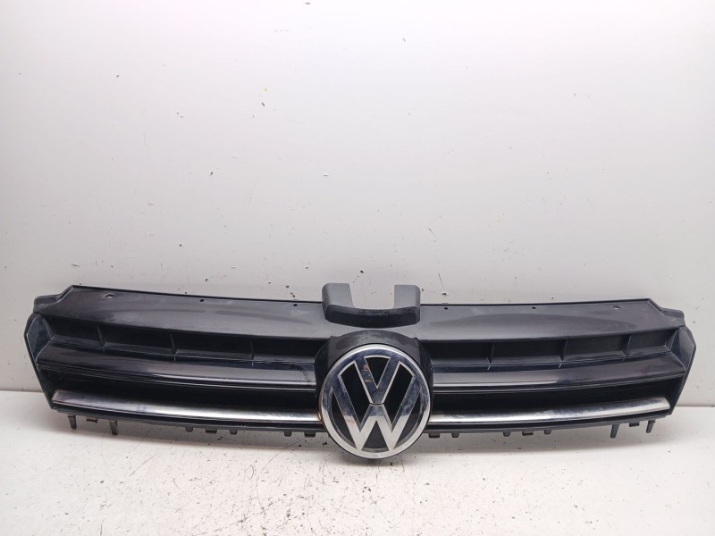 Recambio de rejilla delantera para volkswagen golf vii (5g1, bq1, be1, be2) 1.6 tdi referencia OEM IAM 5g0853655d 5g0853653e 