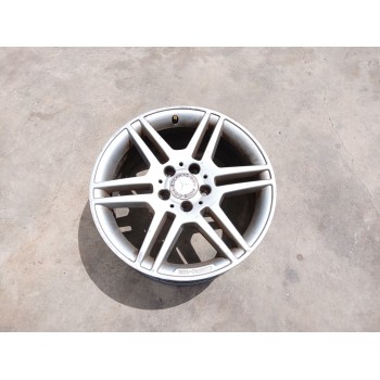 LLANTA DELANTERA IZQUIERDA A2044014502 17 pulgadas