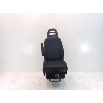 ASIENTO DELANTERO IZQUIERDO 