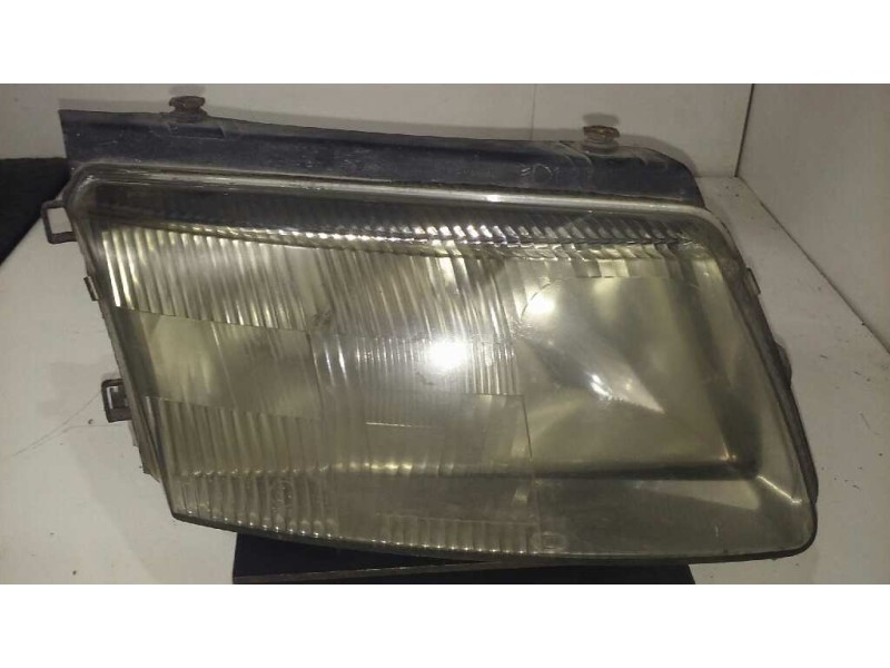 Recambio de faro derecho para volkswagen passat berlina (3b2) berlina referencia OEM IAM   
