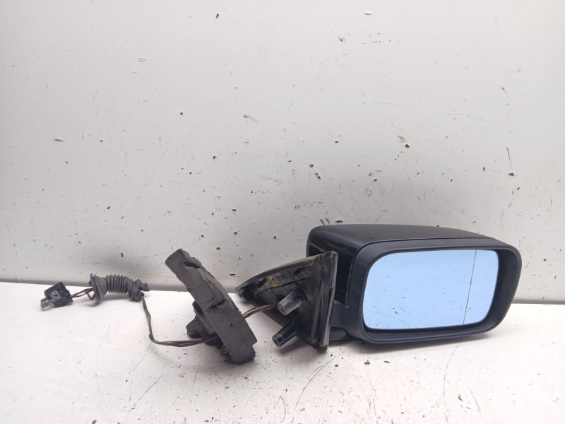 Recambio de retrovisor derecho para bmw 5 touring (e39) 525 d referencia OEM IAM 32290r  