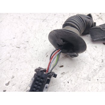 Recambio de retrovisor derecho para bmw 5 touring (e39) 525 d referencia OEM IAM 32290r  