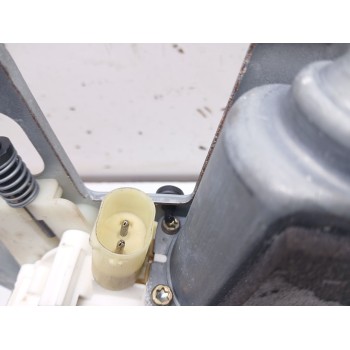 Recambio de elevalunas delantero derecho para bmw 5 touring (e39) 525 d referencia OEM IAM 51338252394 67628360512 9030143