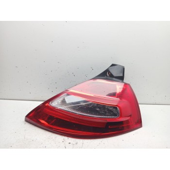 PILOTO TRASERO DERECHO 8200073237 89318209 043279