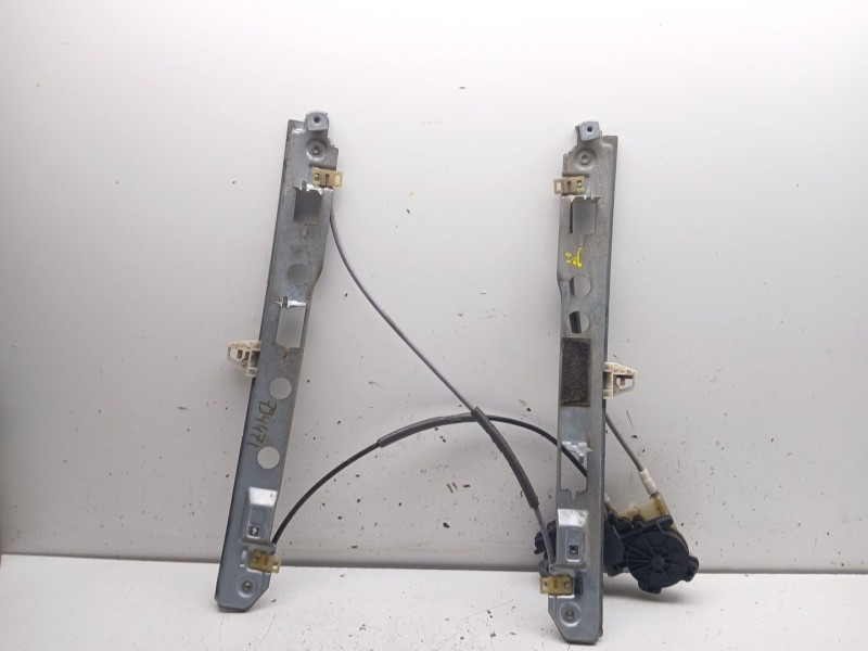 Recambio de elevalunas delantero derecho para renault megane ii (bm0/1_, cm0/1_) 1.5 dci (bm1e, cm1e) referencia OEM IAM 8201010