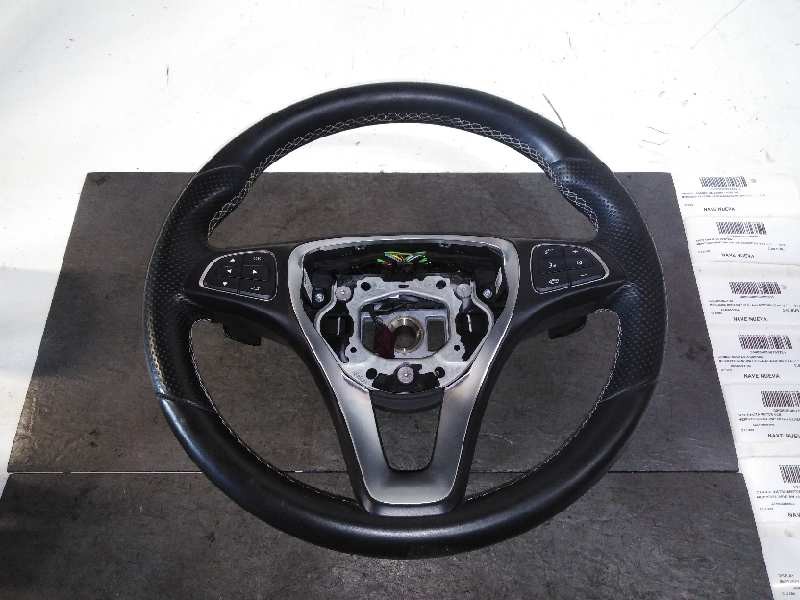 Recambio de volante para mercedes-benz clase gla (w156) gla 200 cdi (156.908) referencia OEM IAM  CON MANDOS 3 RADIOS