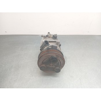 Recambio de compresor aire acondicionado para ford kuga i 2.0 tdci referencia OEM IAM 1745000 / 1796856  