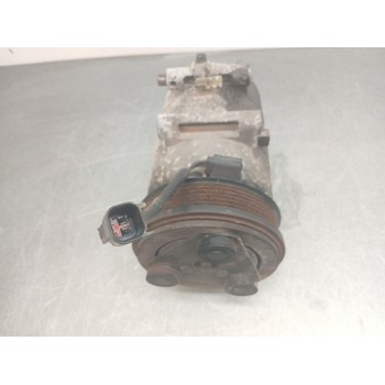 Recambio de compresor aire acondicionado para ford kuga i 2.0 tdci referencia OEM IAM 1745000 / 1796856  