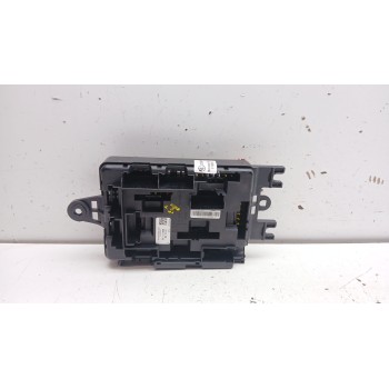 Recambio de caja reles / fusibles para bmw 1 (f20) 114 d referencia OEM IAM 926111103  