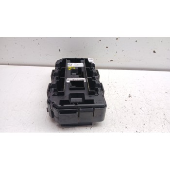 Recambio de caja reles / fusibles para bmw 1 (f20) 114 d referencia OEM IAM 6114v7 922487904 