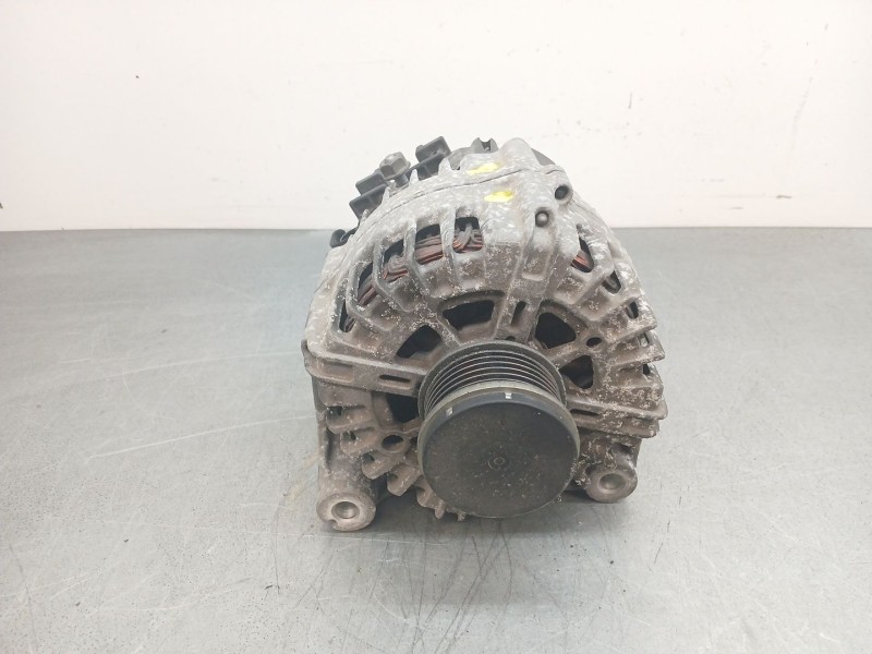 Recambio de alternador para bmw 3 (e90) 320 d referencia OEM IAM 12318507624 8507624ai03 fg18s052