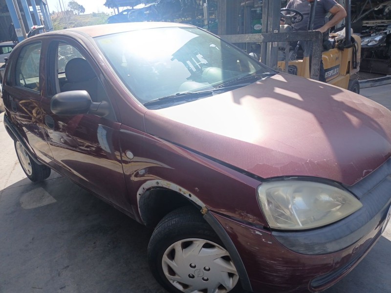 opel corsa c (x01) del año 2002