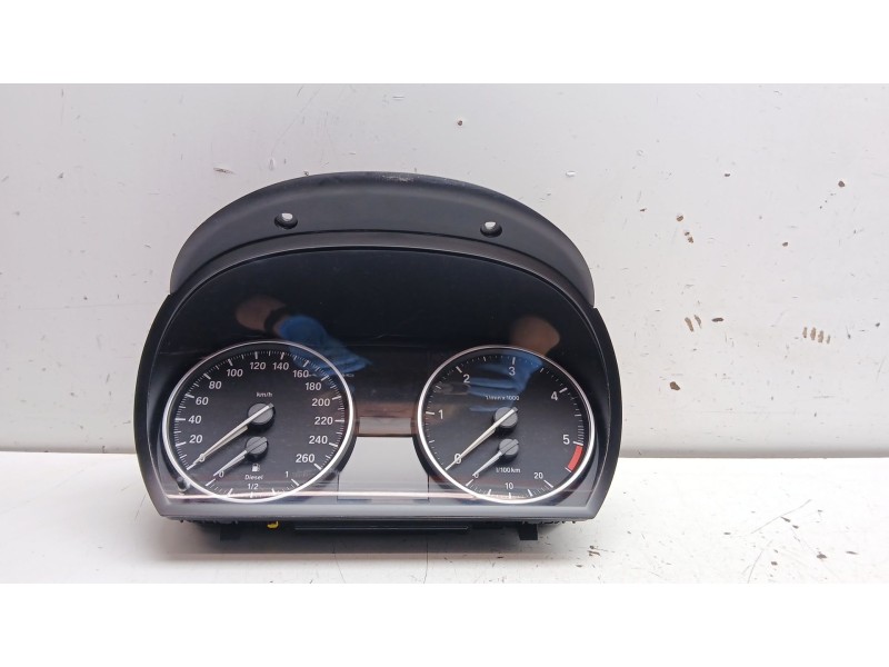 Recambio de cuadro instrumentos para bmw 3 (e90) 320 d referencia OEM IAM 924234601  