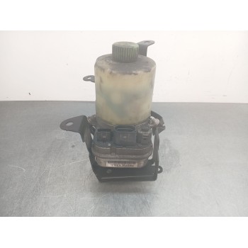 BOMBA DIRECCION 6r0423156c 