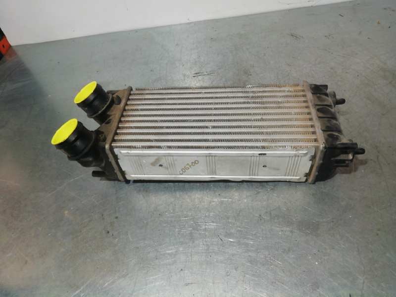 Recambio de intercooler para peugeot 3008 style referencia OEM IAM 9684212480  