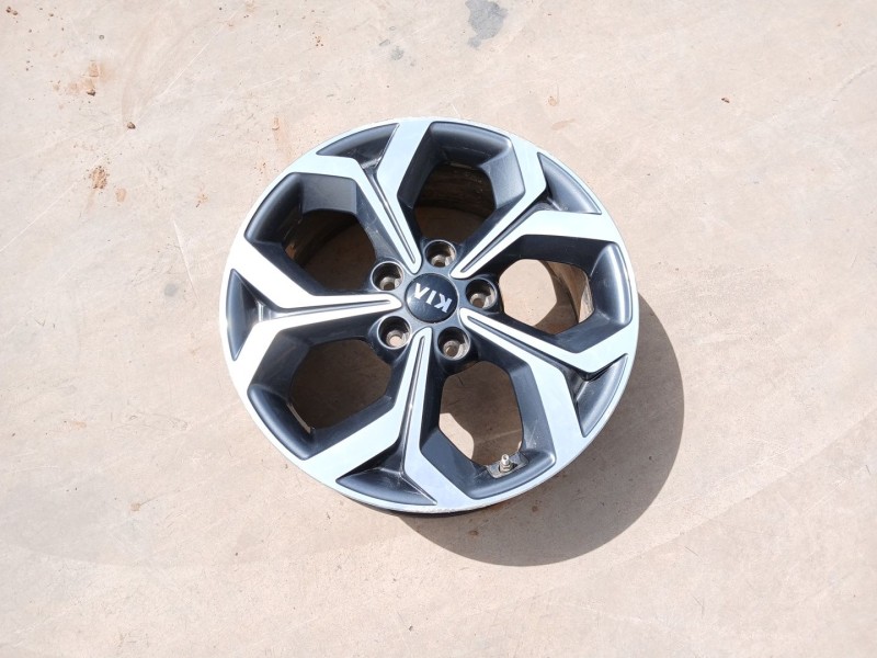 Recambio de llanta para kia ceed (cd) 1.6 crdi 136 referencia OEM IAM 52910J7400  0000000100094373