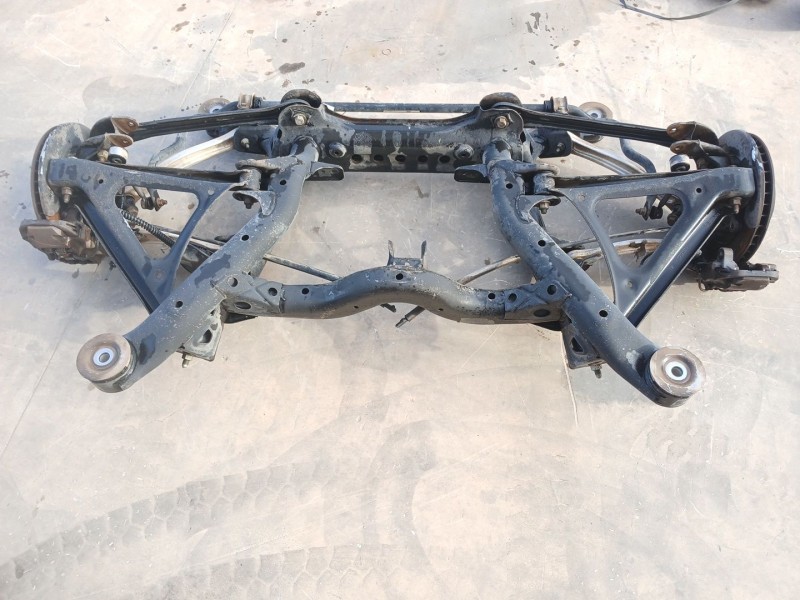 Recambio de puente trasero para porsche cayenne (9pa) 3.2 referencia OEM IAM 95833103101  