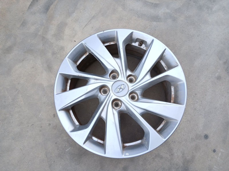 Recambio de llanta para hyundai tucson (tl, tle) 1.6 crdi referencia OEM IAM 7JX17 ET51 52910D7220 