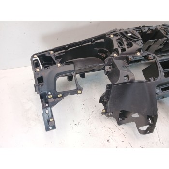 Recambio de salpicadero para iveco daily vi caja/chasis 33s16, 35s16, 35c16, 40c16, 50c16 referencia OEM IAM   