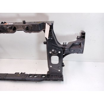 Recambio de panel frontal para kia carens iv 1.6 gdi referencia OEM IAM 64101A4000  