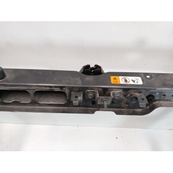 Recambio de panel frontal para kia carens iv 1.6 gdi referencia OEM IAM 64101A4000  