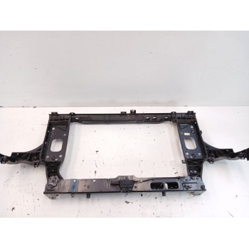 Recambio de panel frontal para kia carens iv 1.6 gdi referencia OEM IAM 64101A4000  
