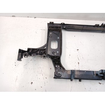 Recambio de panel frontal para kia carens iv 1.6 gdi referencia OEM IAM 64101A4000  