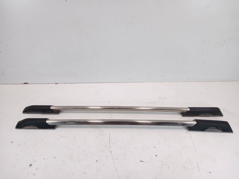 Recambio de barras techo para jeep cherokee limited referencia OEM IAM   