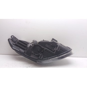 Recambio de faro izquierdo para kia carens iv 1.6 gdi referencia OEM IAM 92101A4180 92101a4140 