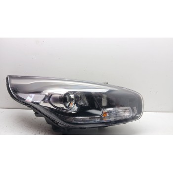Recambio de faro derecho para kia carens iv 1.6 gdi referencia OEM IAM 92102A4180 92102a4140 