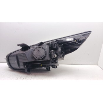 Recambio de faro derecho para kia carens iv 1.6 gdi referencia OEM IAM 92102A4180 92102a4140 